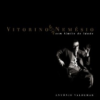 Livro 'Vitorino Nemésio - Sem Limite de Idade'